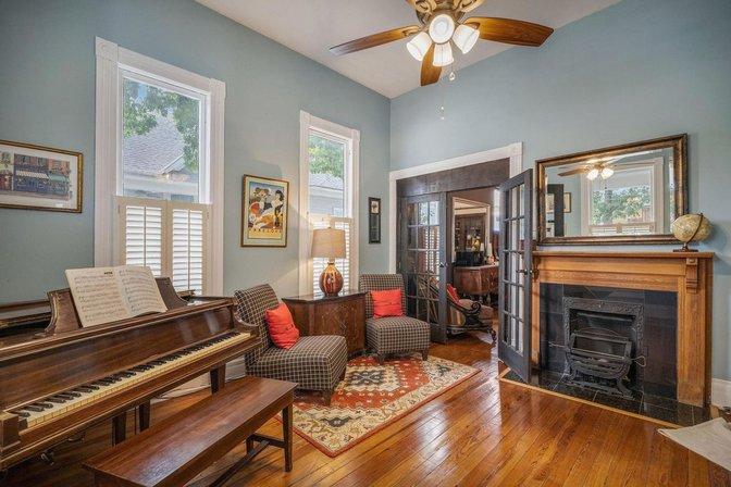 O'Casey's Boutique Inn