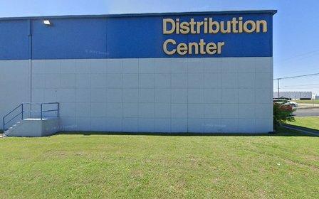 NAPA Auto Parts Distribution Center