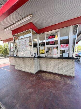 Che's Chicken & Burgers