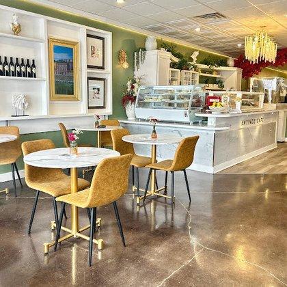 Antinoz Cafe