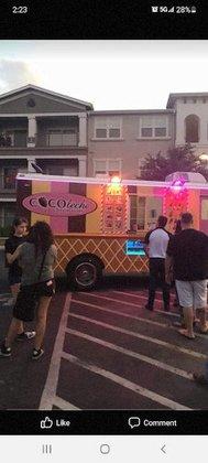 Coco Leché Chocolatier / Ice cream Truck Rentals