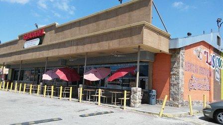 Los Cocos Mexican Restaurant Seafood & Fruteria