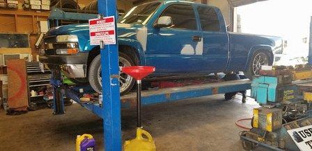 Niko's Tire & Muffler Shop