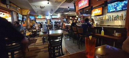 Hooters