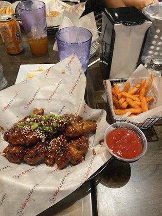 bb.q Chicken Live Oak