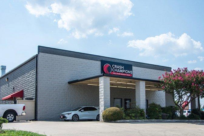 Crash Champions Collision Repair DeZavala