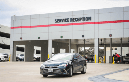 Red McCombs Toyota Service Center