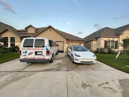 210 Mobile Detailing