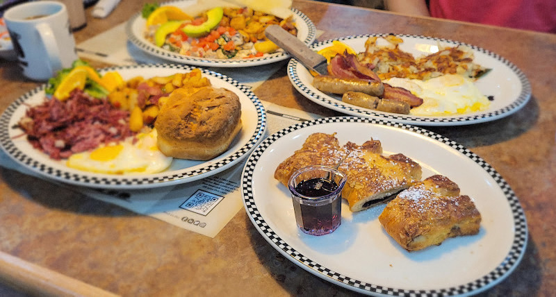 Black Bear Diner Monterrey Village