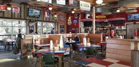 Willie's Grill & Icehouse