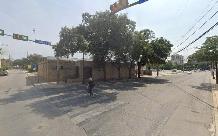 502 S St Mary's St Parking