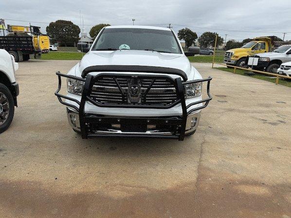 Outfitter Truck Accessories