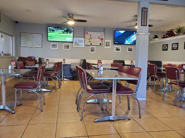 Chuck's Bar & Grill
