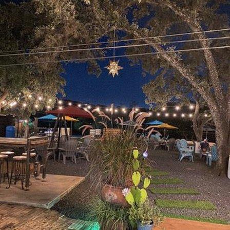 Helotes Beer Garden