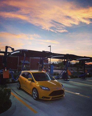 BlueWave Express Car Wash