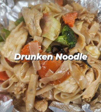 Pum & Aoy Thai Food Truck
