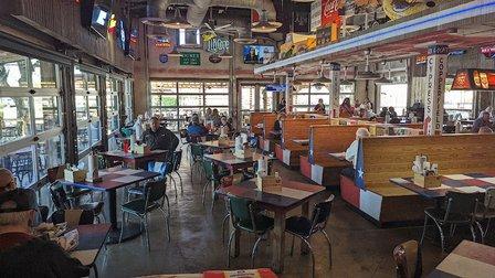 Willie's Grill & Icehouse