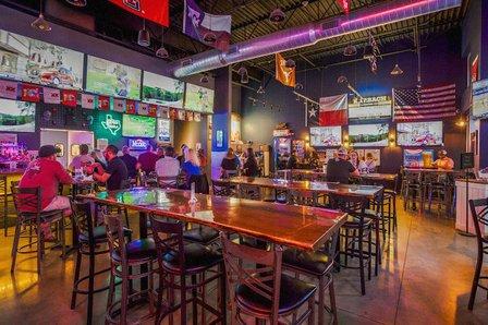Double Schotts Sports Bar & Grill