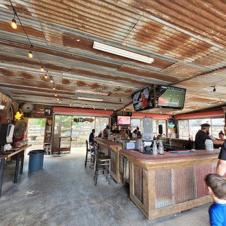 Koozies Icehouse & Grill