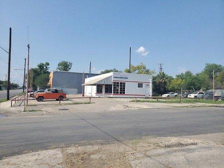 Olmos Park Auto Techs