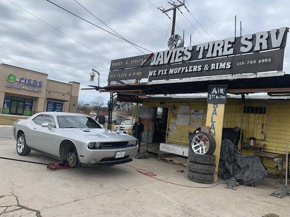 Javies Tire Service