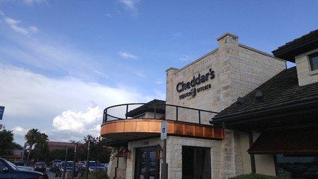 Cheddar's Scratch Kitchen