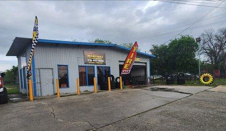 Martinez Auto Body & Automotive