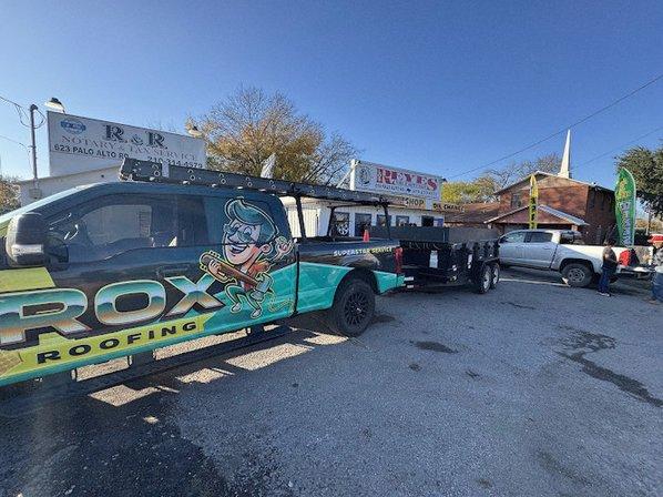 Los Reyes Tire & Auto Service