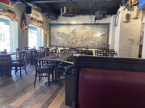 Crockett Tavern