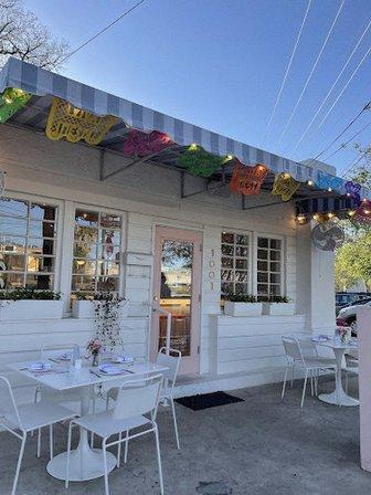 Little Em's Oyster Bar