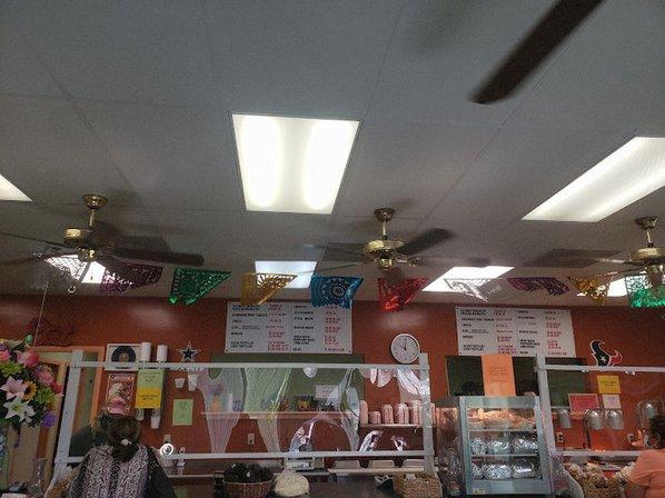 La Monita Tortilleria