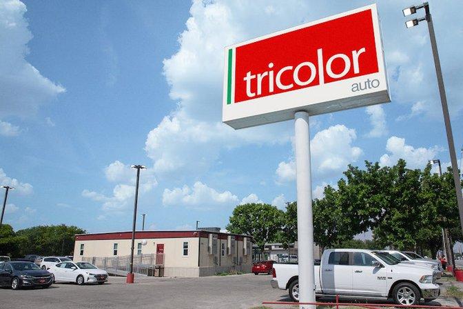 Tricolor Auto - San Antonio Military Dr