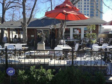CommonWealth Coffeehouse & Bakery