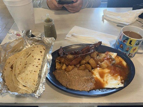 El Mana Mexican Restaurant