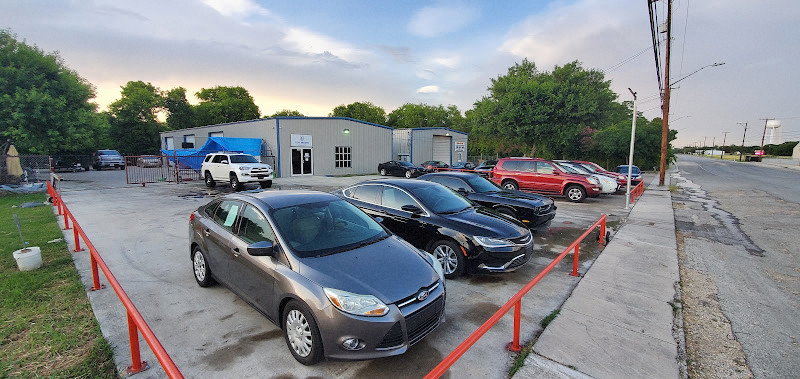 Titan Motors