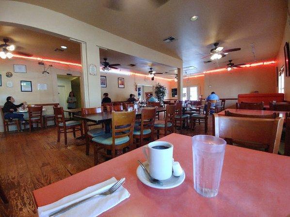 Mary Lucas Cafe