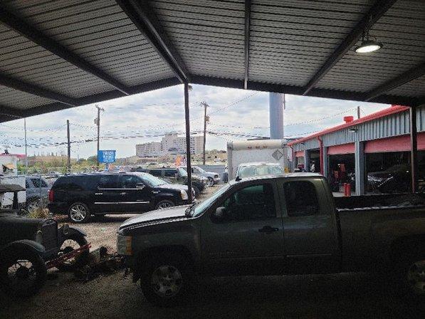 Grand Collision Center