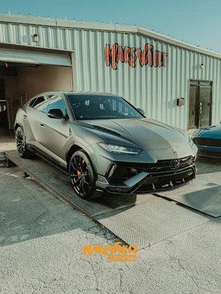 V12