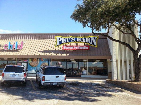 Pet's Barn