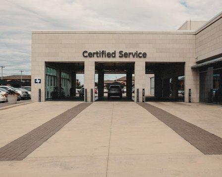 Cavender Cadillac Service Center