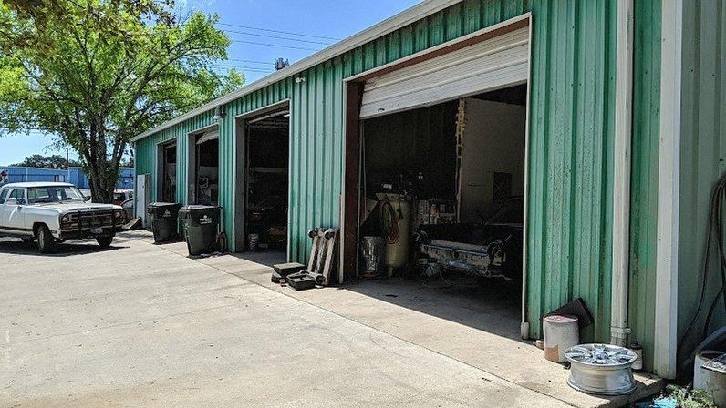 Lester's Shop