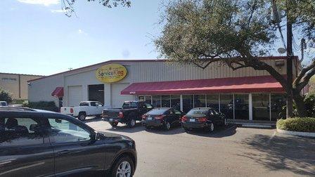 Crash Champions Collision Repair Bandera