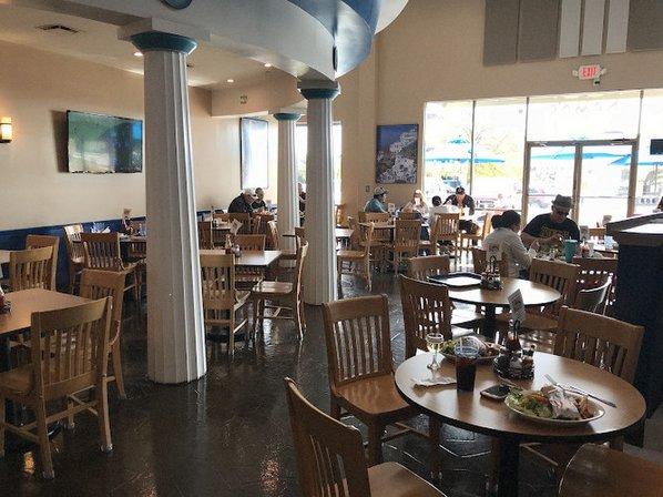 Demo's Greek Food