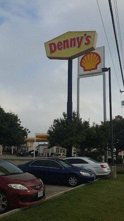 Schertz Fischers Market/Shell Car Wash