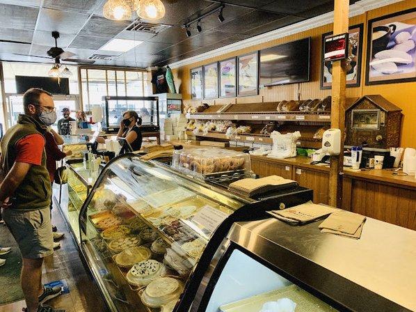 Naegelin's German Bakery
