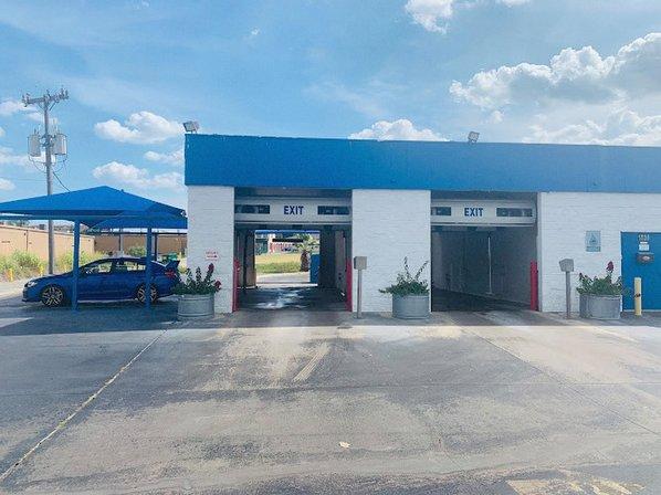 SLG Touch Free Car Wash