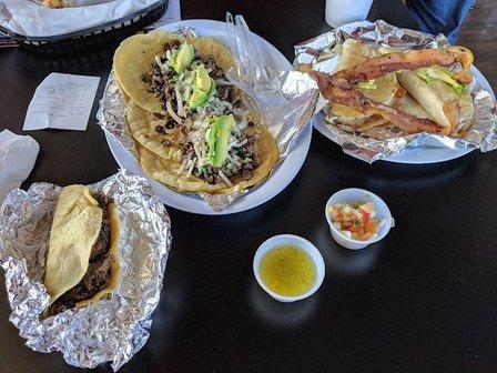 Los Güeros Taco Diner