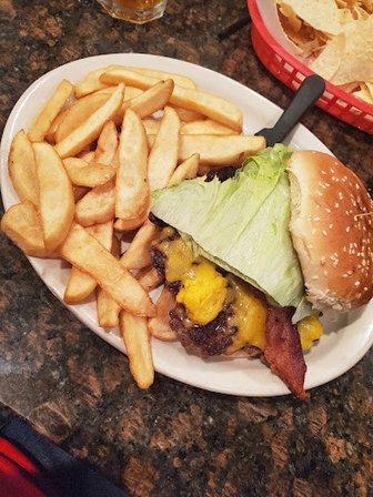 Eddie's Taco House Bar & Grill