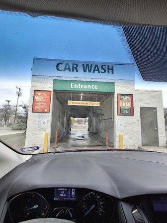 7-Eleven Car Wash