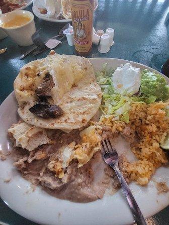 El Guacamole Mexican Grill